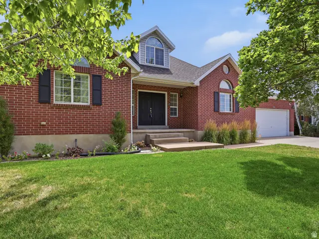 995 W 150 S, Kaysville, UT 84037 - #1