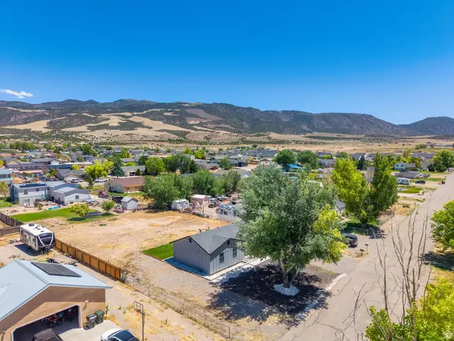 4546 N Tumbleweed Dr, Enoch, UT 84721 - #3
