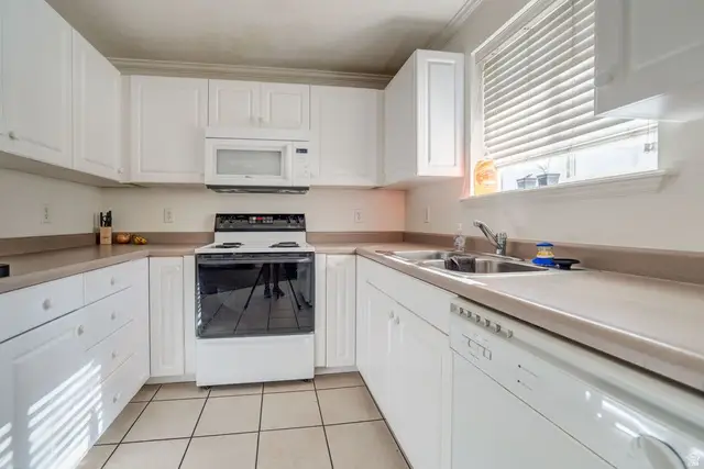 72 W 300 N #302, Provo, UT 84601 - #1