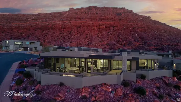 2001 W Grayhawk Cir W, St. George, UT 84770