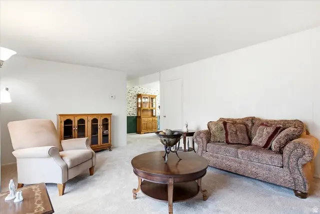 2041 W Mantle Ave, Taylorsville, UT 84129 - #2