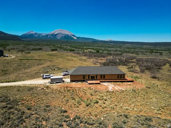 142 N Porcupine Ln, La Sal, UT 84530