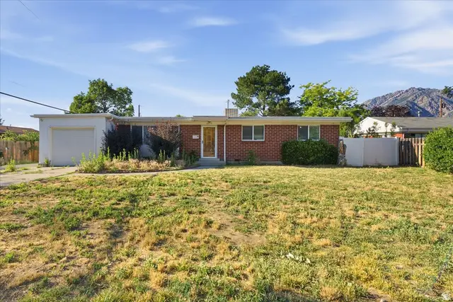 2355 E 7645 S, Cottonwood Heights, UT 84121 - #3