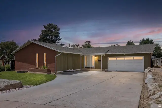 1093 Cambridge Rd, Kaysville, UT 84037 - #2