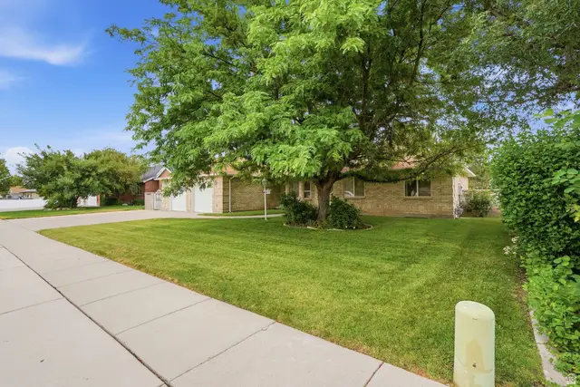 8791 S Long Dr Dr, West Jordan, UT 84088 - #3