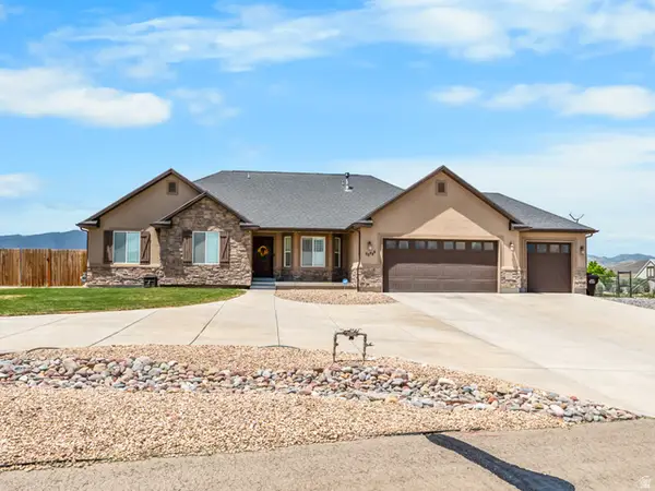 8633 N Peppergrass Dr E, Eagle Mountain, UT 84005