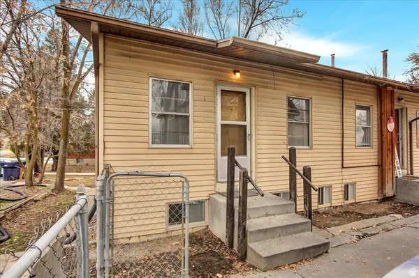 467 N Harrisville Rd, Harrisville, UT 84404