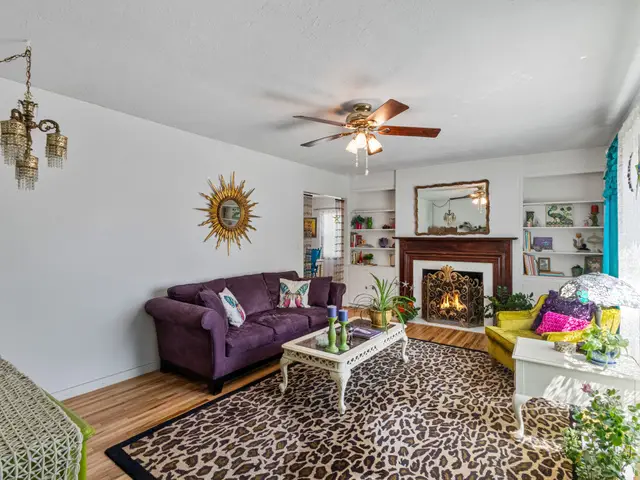 4760 S Atwood Blvd E, Murray, UT 84107 - #2