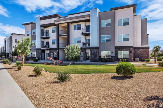 5801 S Garnet Dr #7201, Saint George, UT 84790 - #2