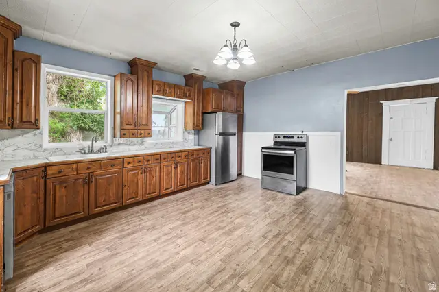 47 E Main, Grantsville, UT 84029 - #2