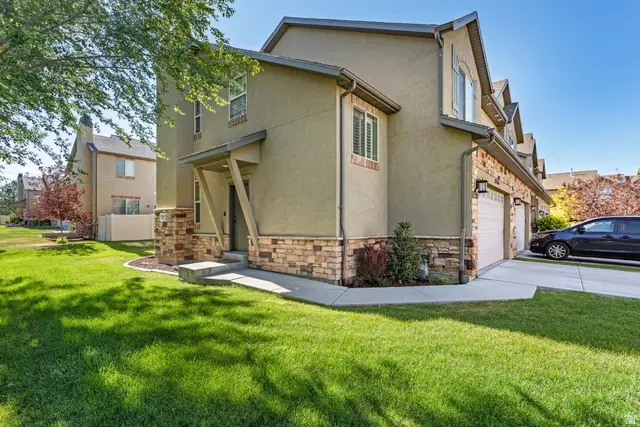 12556 S Alice Springs Ct, Riverton, UT 84065 - #3