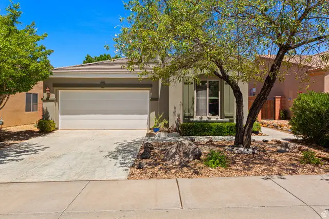 3293 E Fourteen Fairway Dr S, Washington, UT 84780 - #1