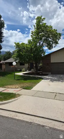 3608 E Brighton Point Dr S, Cottonwood Heights, UT 84121 - #2