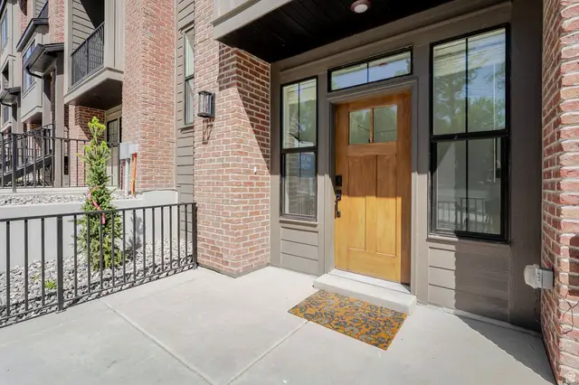 846 E Maplehurst Dr #111, Murray, UT 84107 - #2