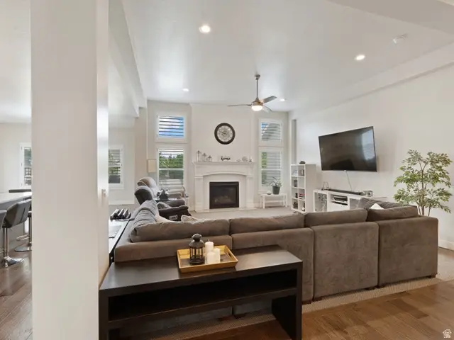 78 W Danbury Ln, Stansbury Park, UT 84074 - #3
