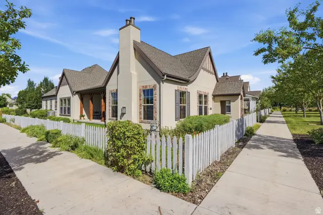 4814 W Raphanus Ln, South Jordan, UT 84009 - #2