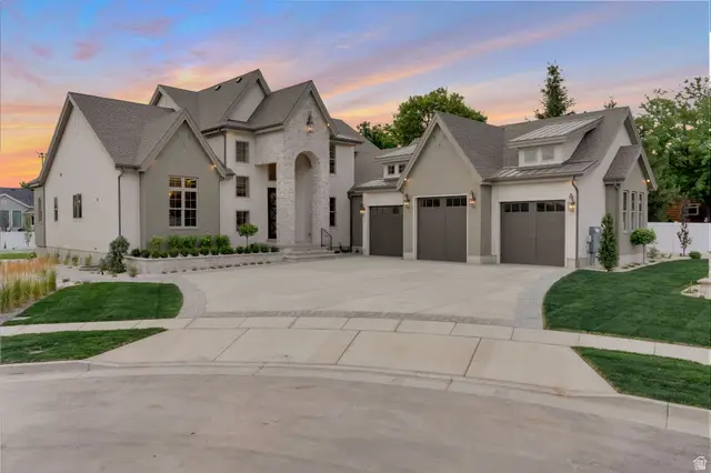 646 W Hidden Farm Dr, Farmington, UT 84025 - #2