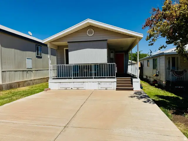 1150 W Red Hills Pkwy #150, Washington, UT 84780 - #2