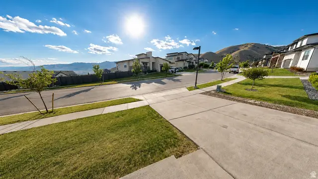 5502 N Valley View Rd, Lehi, UT 84048 - #3
