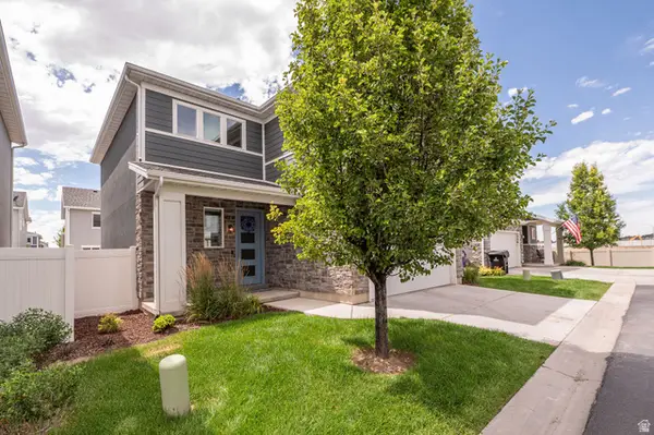 1754 W Parkview Dr, Syracuse, UT 84075