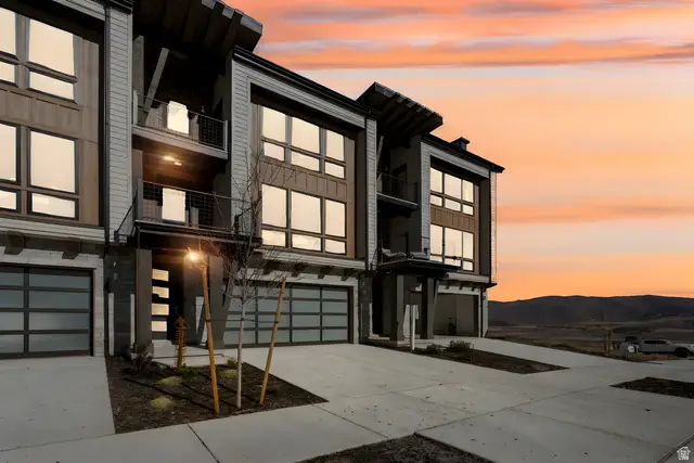 2022 W Pinnacle Ln, Heber City, UT 84032 - #2