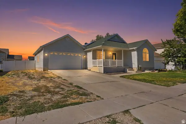 1836 E Canary Way S, Eagle Mountain, UT 84005