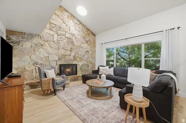 742 Sheringham Ct, Farmington, UT 84025