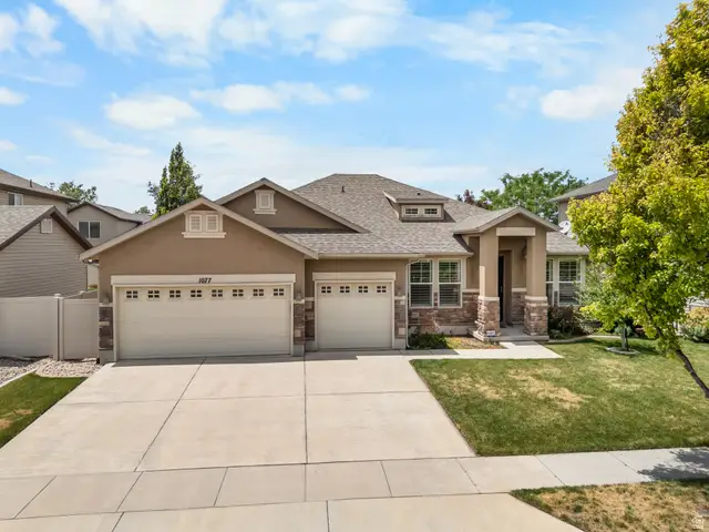 1077 N Adelburg Dr W, North Salt Lake, UT 84054 - #2