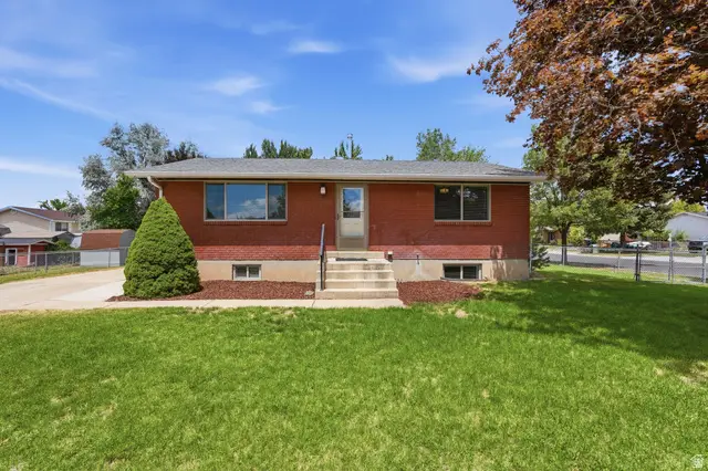 2866 W 1700 N, Clinton, UT 84015 - #1