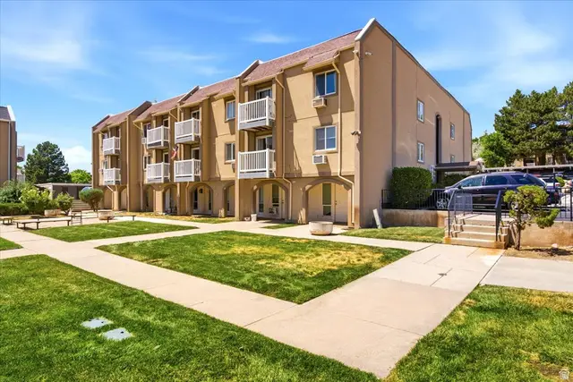 5660 S Meadow Ln, South Ogden, UT 84403 - #1