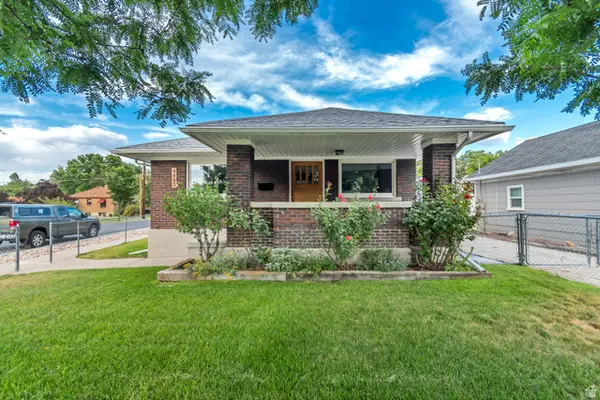 4883 S Center St, Murray, UT 84107