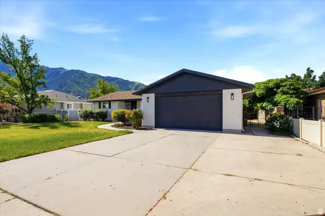 1676 E 11245 S, Sandy, UT 84092 - #2