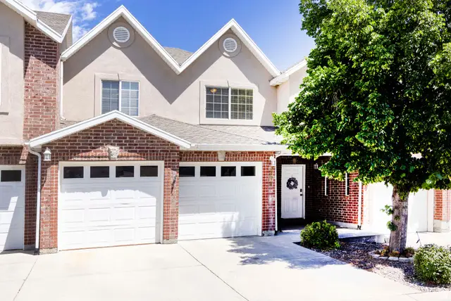 3884 W Sage Meadow Dr, South Jordan, UT 84009 - #1