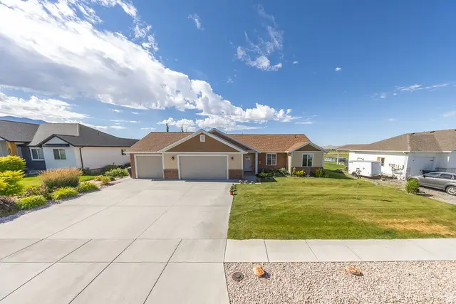 1204 E 250 S, Tremonton, UT 84337 - #2