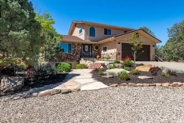 1402 W Winter Quarters Trl, Dammeron Valley, UT 84783 - #1