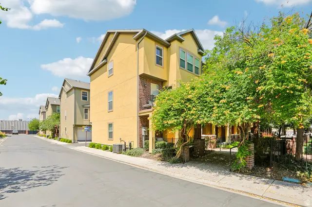 3709 S Balmossie Ln, South Salt Lake, UT 84115 - #3