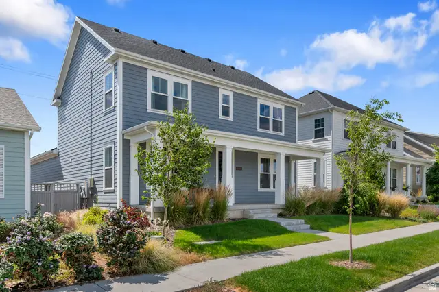 11232 S Willow Walk Dr, South Jordan, UT 84009 - #2
