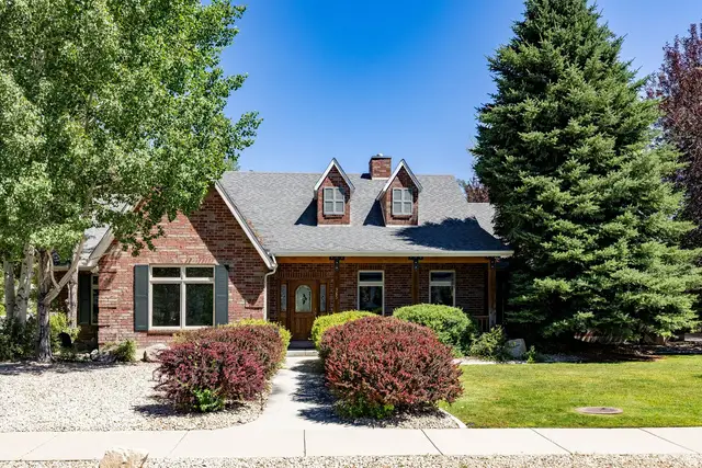 385 Anna Ln, Midway, UT 84049 - #1