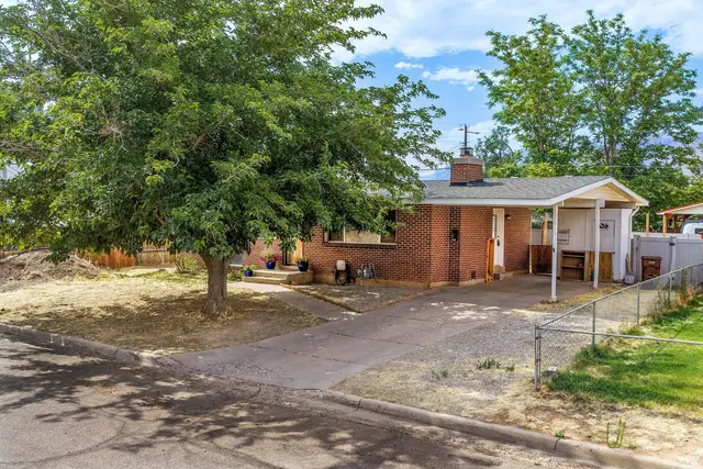 405 Wingate Ave, Moab, UT 84532 - #1