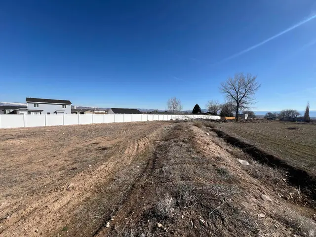 4361 S 2280 E, Vernal, UT 84078 - #1