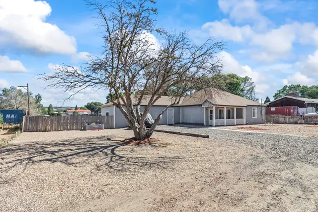 49 W 0200 S, Panguitch, UT 84759 - #2
