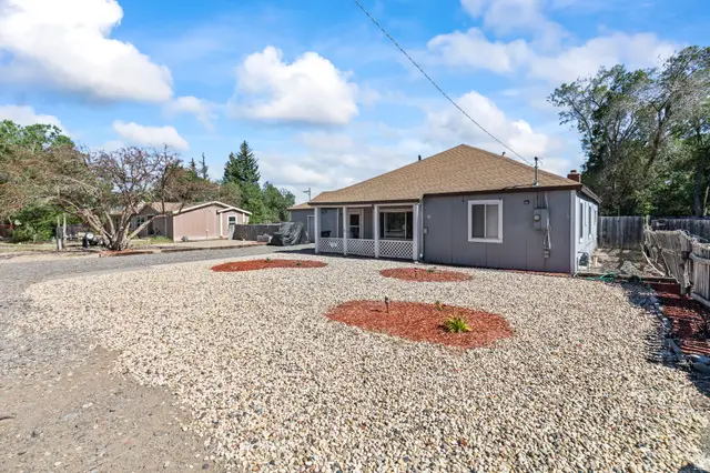 49 W 0200 S, Panguitch, UT 84759 - #3