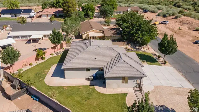 1576 Evergreen Dr, Saint George, UT 84790 - #2