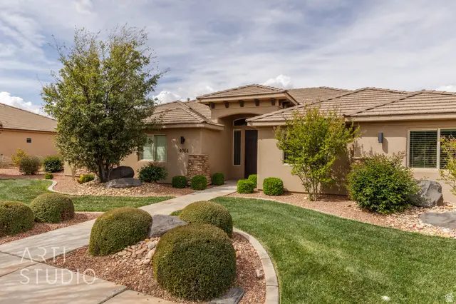 4064 S 20 E, Washington, UT 84780 - #1