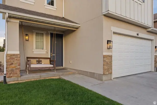 917 W Stonehaven Dr, North Salt Lake, UT 84054 - #3