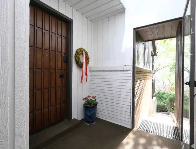 2753 N Edgewood Dr E, Provo, UT 84604 - #3