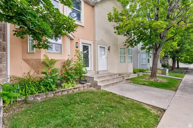38 S 1000 E, Payson, UT 84651 - #1