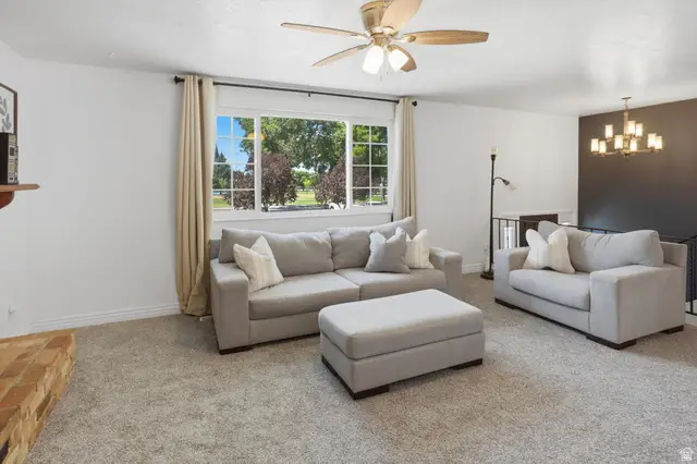 193 S Talbot Dr, Layton, UT 84041 - #3