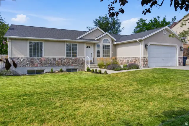 1317 E Knollwood Dr, Sandy, UT 84092 - #1