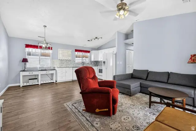 1360 E Telegraph St #5, Washington, UT 84780 - #3